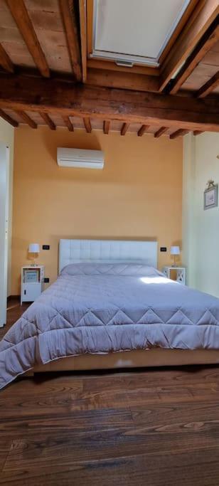 Appartamento La Casina Di Chiara Ливорно Экстерьер фото
